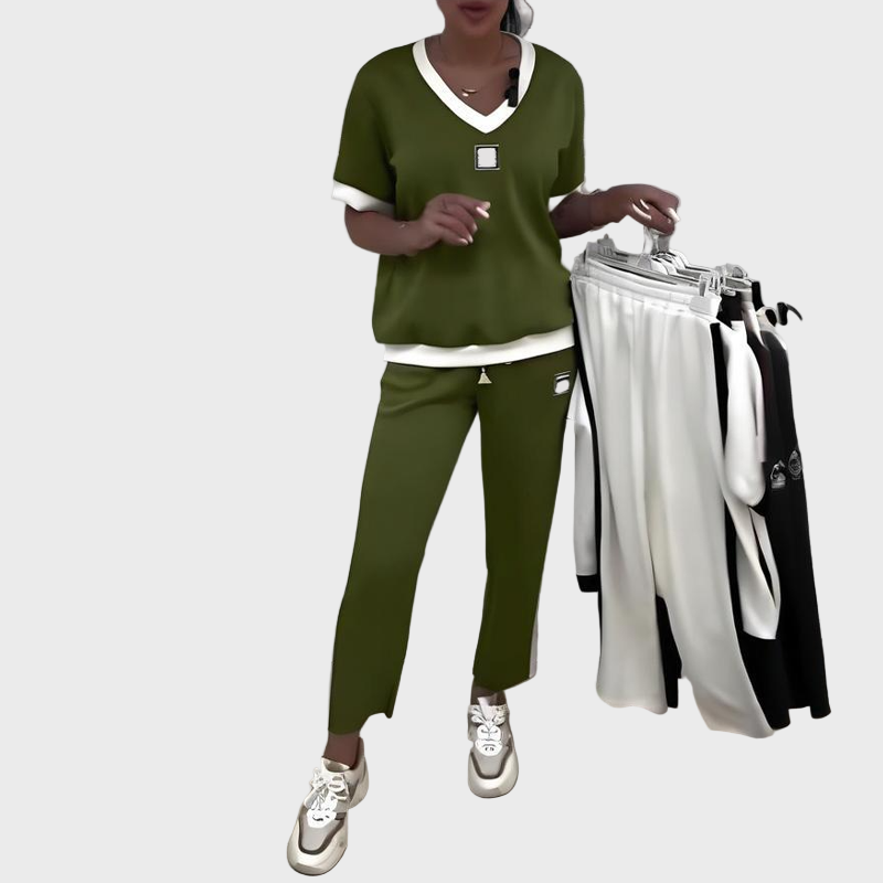 Conjunto Feminino com Top e Calças Decote em V
