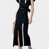 Fabiana Blouse com Folhos e Costuras Contrastantes