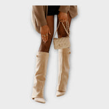 Botas de cano alto com design elegante