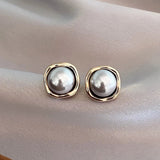 Elegantes brincos pretos