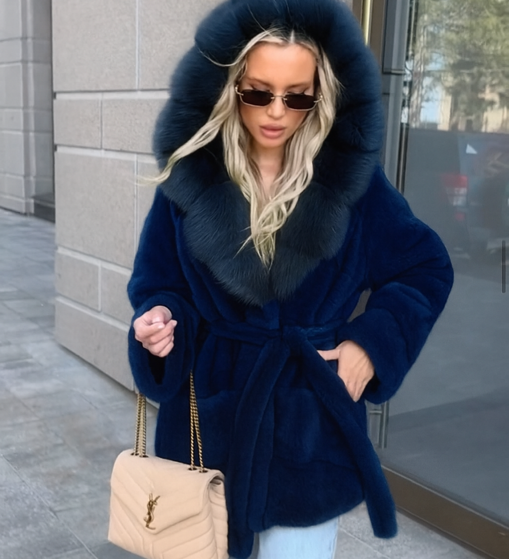 Cortina ecological fur, all sizes available, Made in Italy 🇮🇹