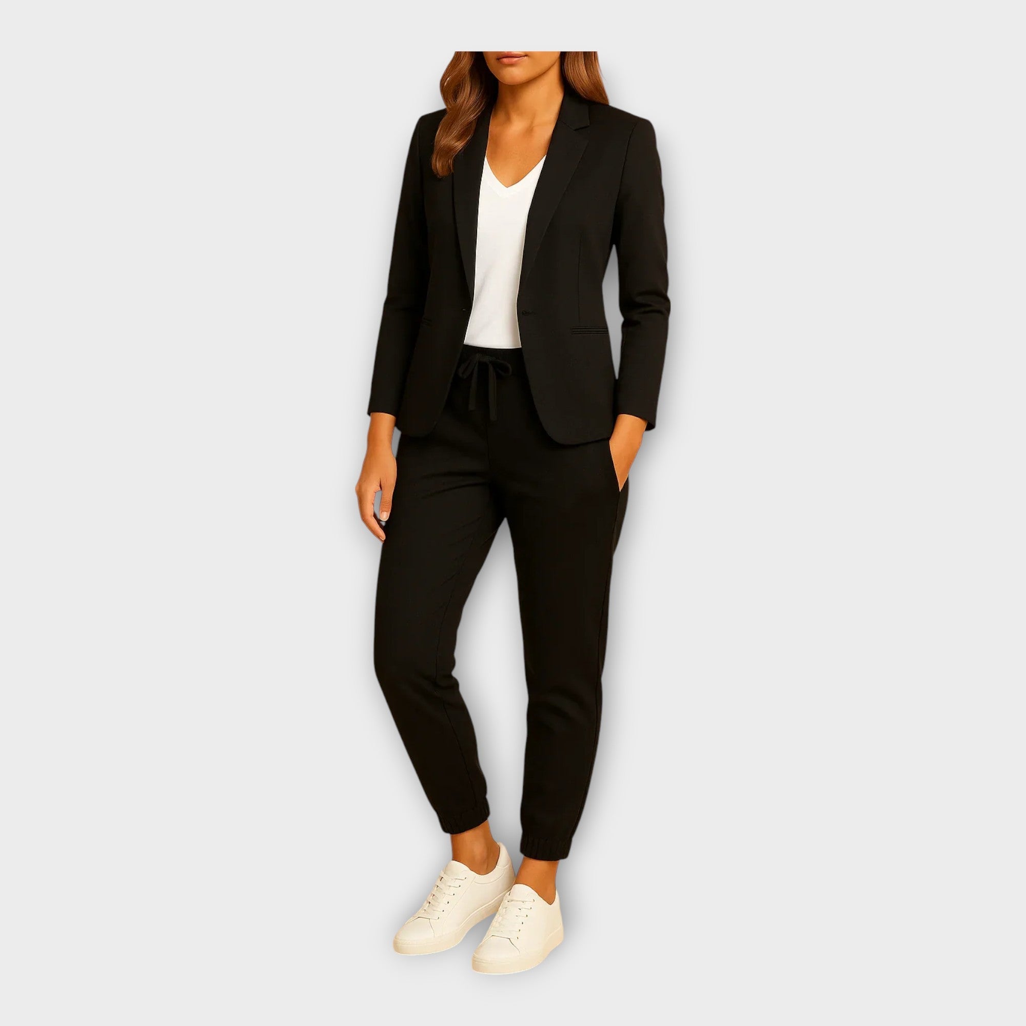 Feminine Suit with Blazer and Jogger Trousers