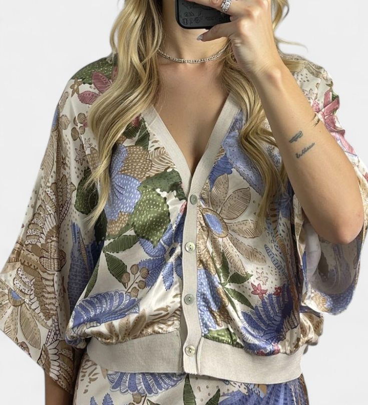 Shae Suave Conjunto com Blusa e Saia Sereia Floral
