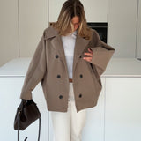 Casaco oversized em cor canela