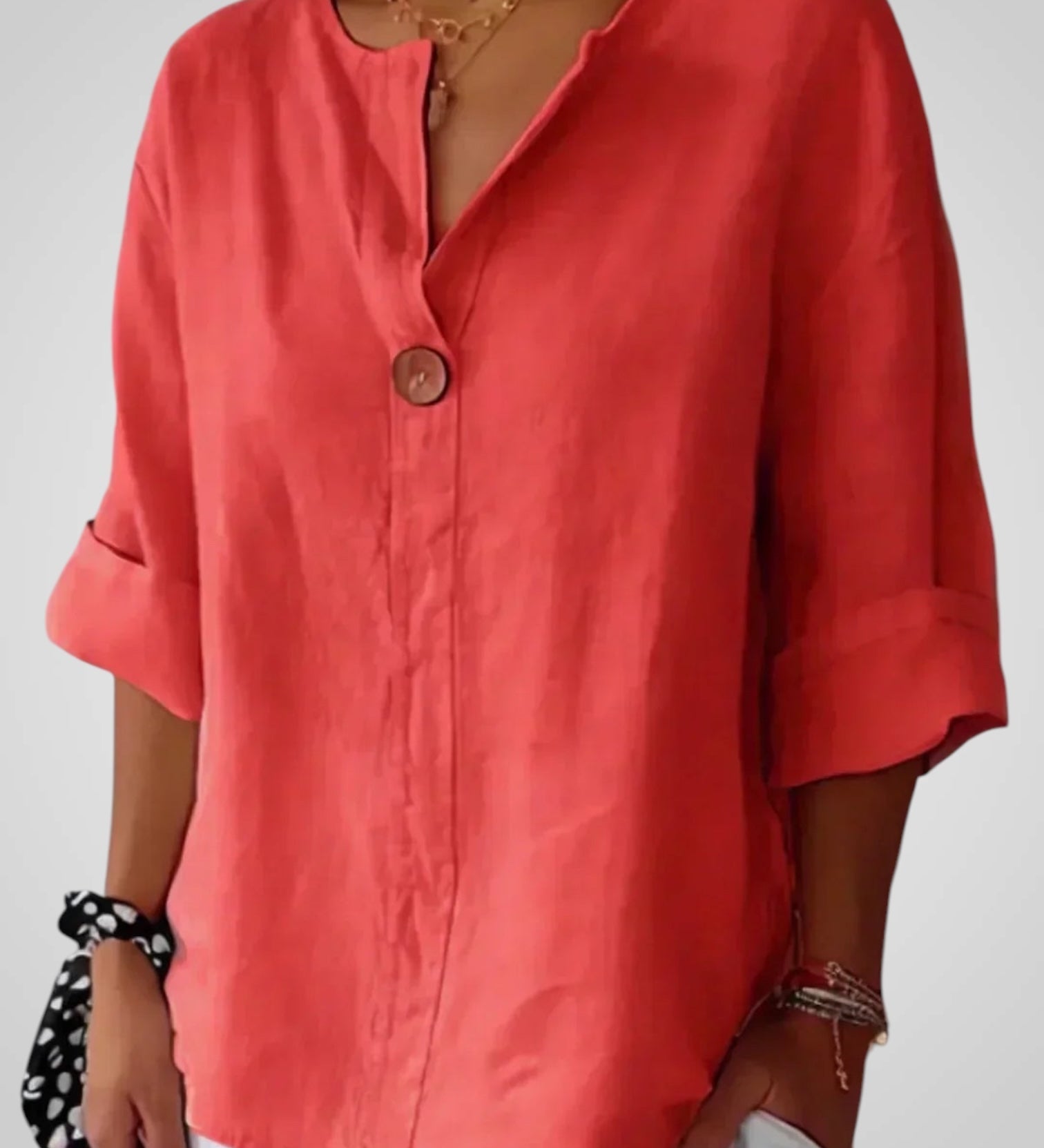 Sabrine | Confortável blusa decote em V