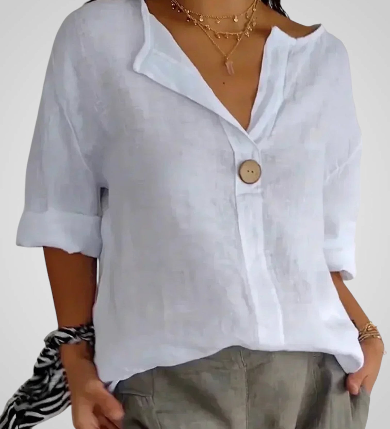 Sabrine | Confortável blusa decote em V