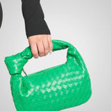 Aura | Mini Bolsa com Alça de Nó Entrançado em Pele Ecológica Tom Vinho