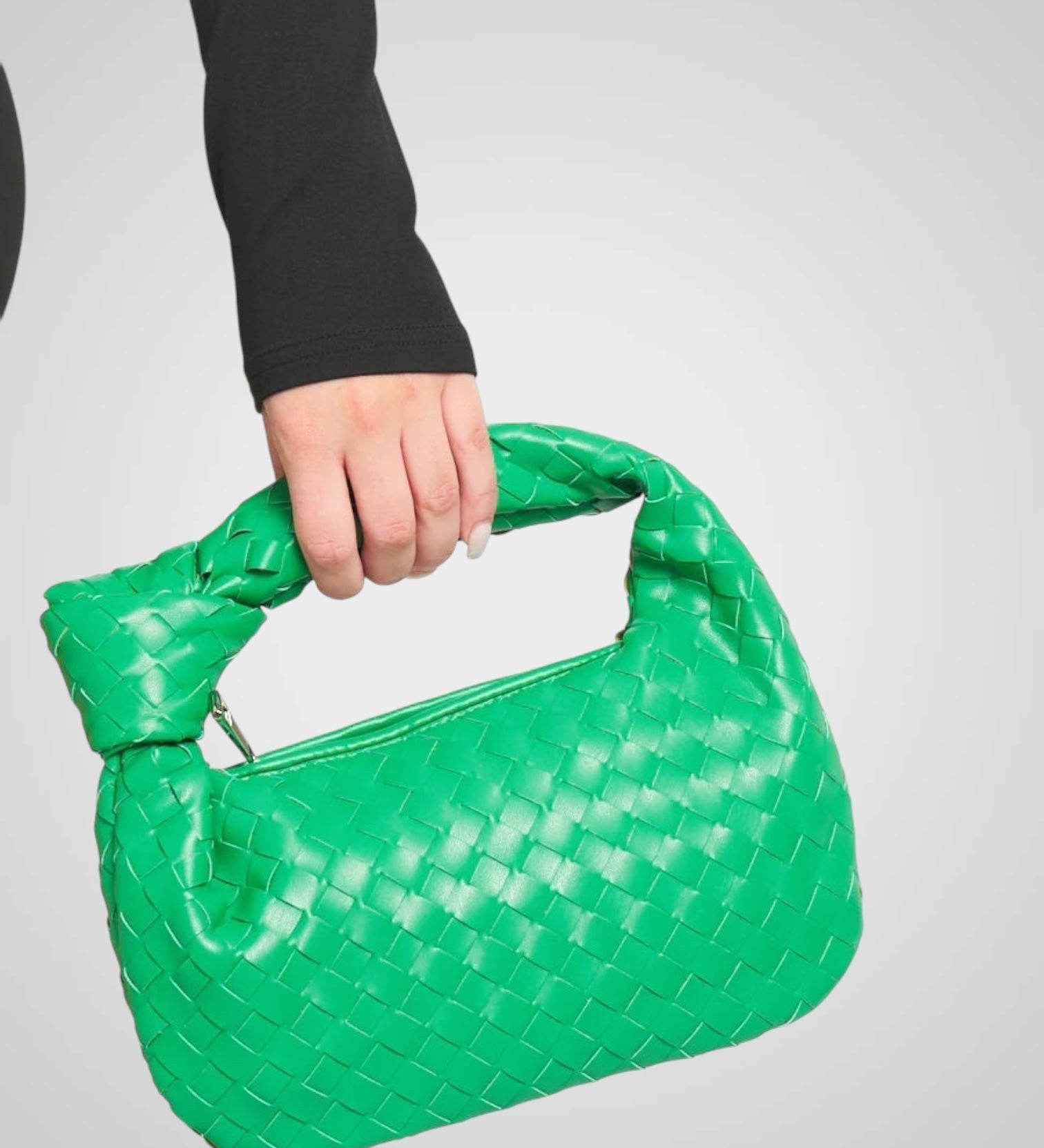 Aura | Mini Bolsa com Alça de Nó Entrançado em Pele Ecológica Tom Vinho