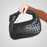 Aura | Mini Bolsa com Alça de Nó Entrançado em Pele Ecológica Tom Vinho