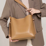 Dorothea | Diagonal shoulder bag & oversized shoulder bag