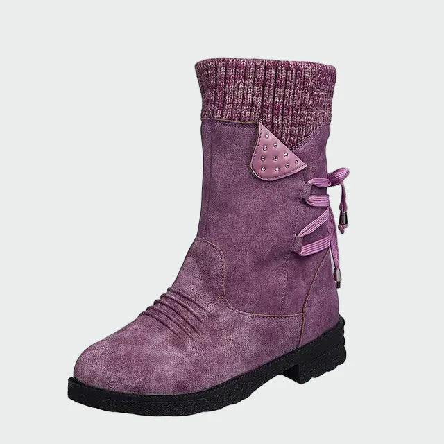Botins elegantes de camurça
