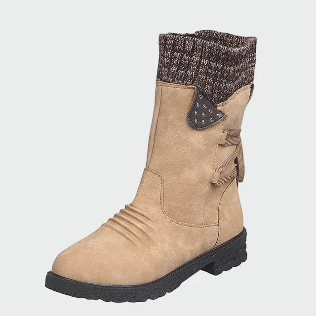 Botins elegantes de camurça