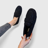 Slippers quentes com design elegante