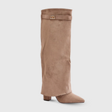 Botas de cano alto com design elegante