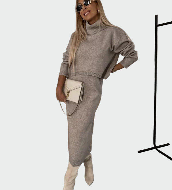 Conjunto de Vestido e Camisola de Gola Alta