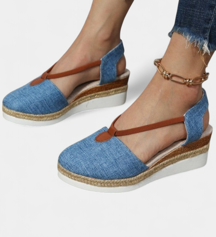 Eunate Σανδάλια με εφέ γιούτας και φυσική λεπτομέρεια