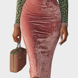 Regitze | Ροζ Βελούδινο Bodycon Φόρεμα Με Patchwork Λουράκια Και Λεοπάρ Μοτίβο