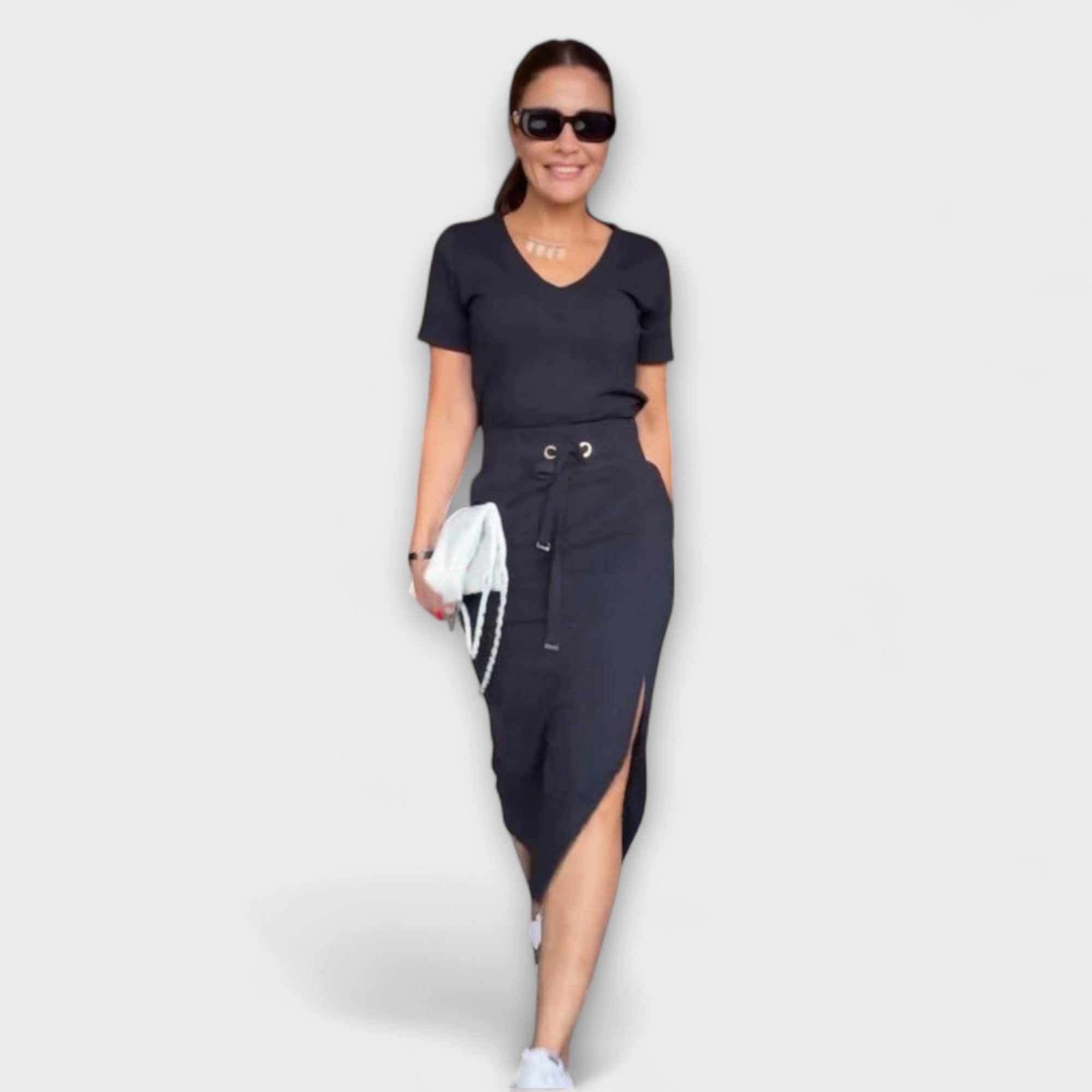 Danielle - Top e saia elegantes com decote