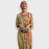 Vestido Comprido com Padrão Floral e Casaco Leve