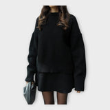 Conjunto de Camisola e Saia de Malha com Corte Moderno